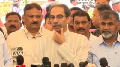 राज ठाकरे यांच्या टीकेवर उद्धव ठाकरे यांची पहिली प्रतिक्रिया, काय म्हणाले उद्धव ठाकरे..