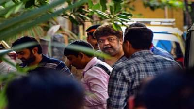 Breaking | अमृता फडणवीस ब्लॅकमेलिंग प्रकरणात मोठा ट्विस्ट, अनिल जयसिंघानीची हायकोर्टात धाव, म्हणाला, माझी अटक बेकायदेशीर!