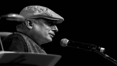 जितना मौत के करीब जा रहा हूं, उतना... बॉलिवूडच्या प्रसिद्ध अभिनेत्याला मृत्यू का सतावतोय?