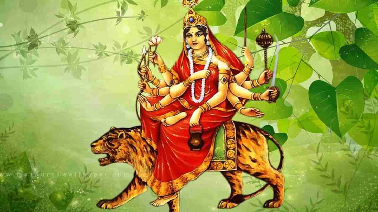 Chaitra Navratri 2023 : नवरात्रीचा तिसरा दिवस माता चंद्रघंटाला समर्पित, का मिळाले देवीला हे नाव?