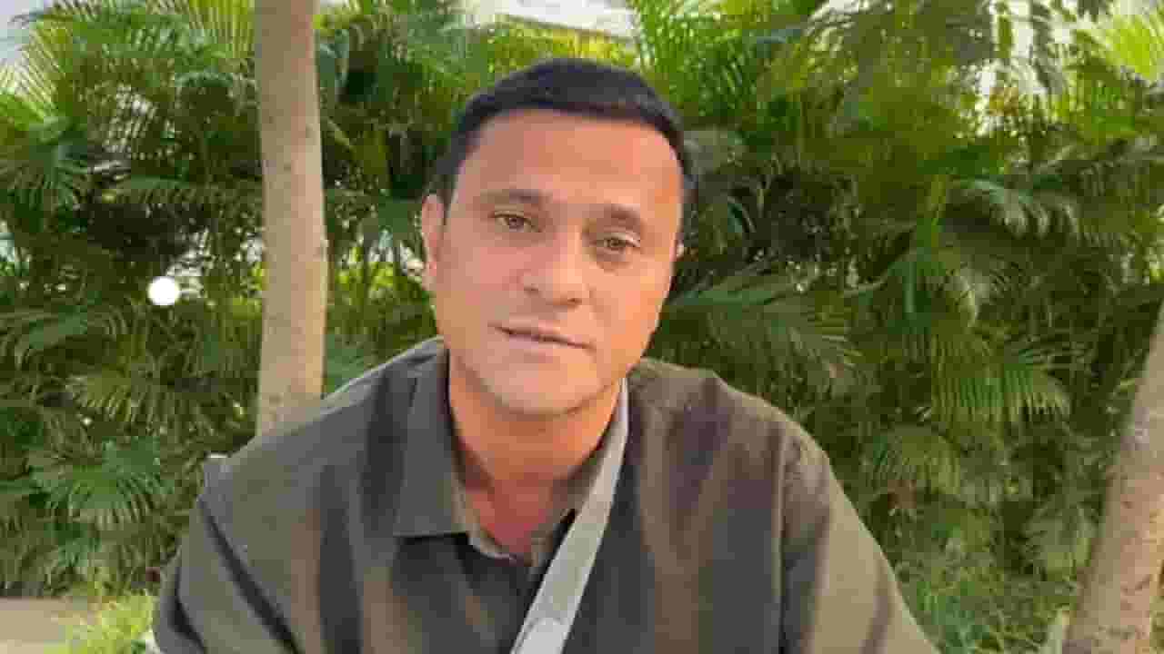 मोठी बातमी! औरंगजेबाचा पुतळा जाळणं पडलं महागात, संदीप देशपांडेंवर गुन्हा दाखल मोठी बातमी! औरंगजेबाचा पुतळा जाळणं पडलं महागात, संदीप देशपांडेंवर गुन्हा दाखल