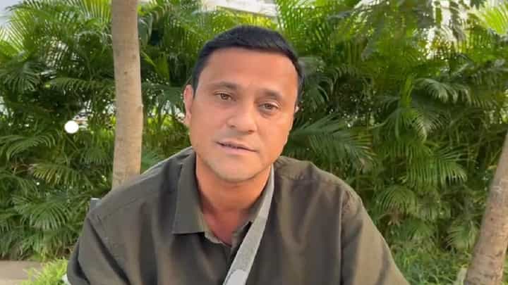 अशोक खरात याची बुद्धी इतकी चालत नाही; खरा मास्टरमाईंड कोण? मनसे नेत्याचा प्रश्न अशोक खरात याची बुद्धी इतकी चालत नाही; खरा मास्टरमाईंड कोण? मनसे नेत्याचा प्रश्न