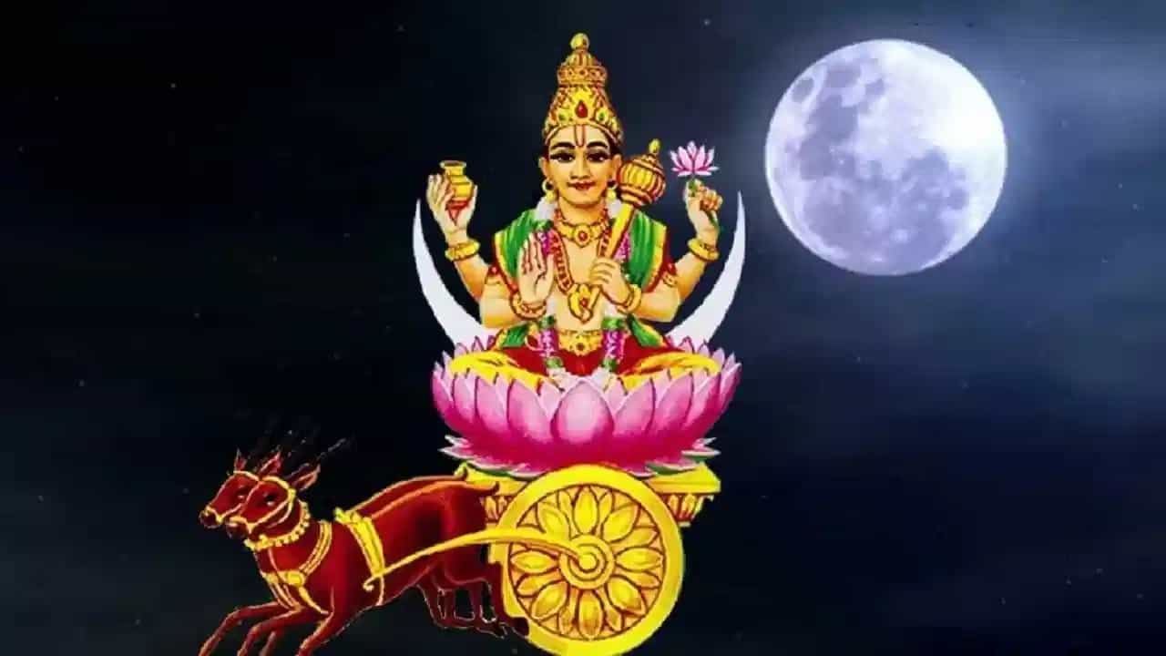 Chandra Gochar 2023 : एप्रिल महिन्यात 13 वेळा चंद्र बदलणार राशी, जाणून घ्या शुभ-अशुभ योगाची स्थिती