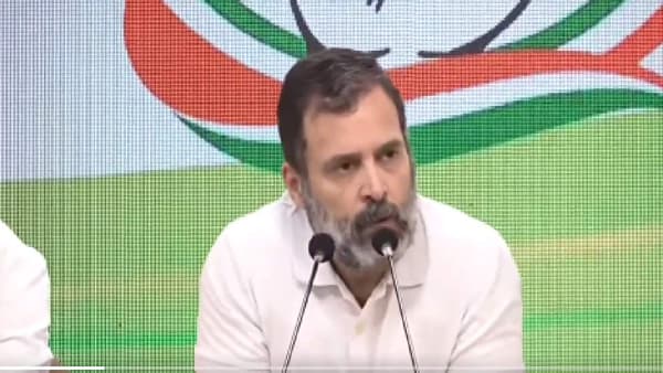 Rahul Gandhi : हा सगळा खेळ एका प्रश्नासाठी, ते 20 हजार कोटी रुपये कुठून आणले? राहुल गांधी यांचे बेधडक प्रश्न