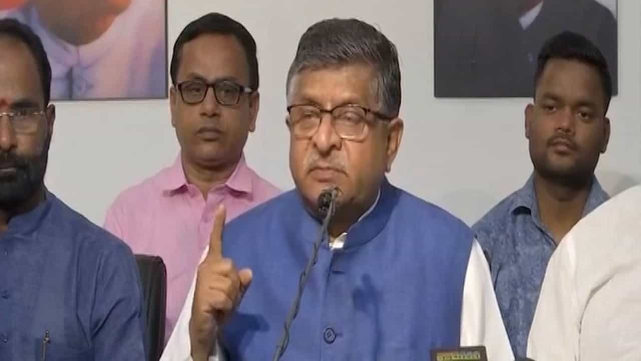 भाजपचा राहुल गांधींना पलटवार, रविशंकर म्हणाले, ओबीसींचा अपमान केला