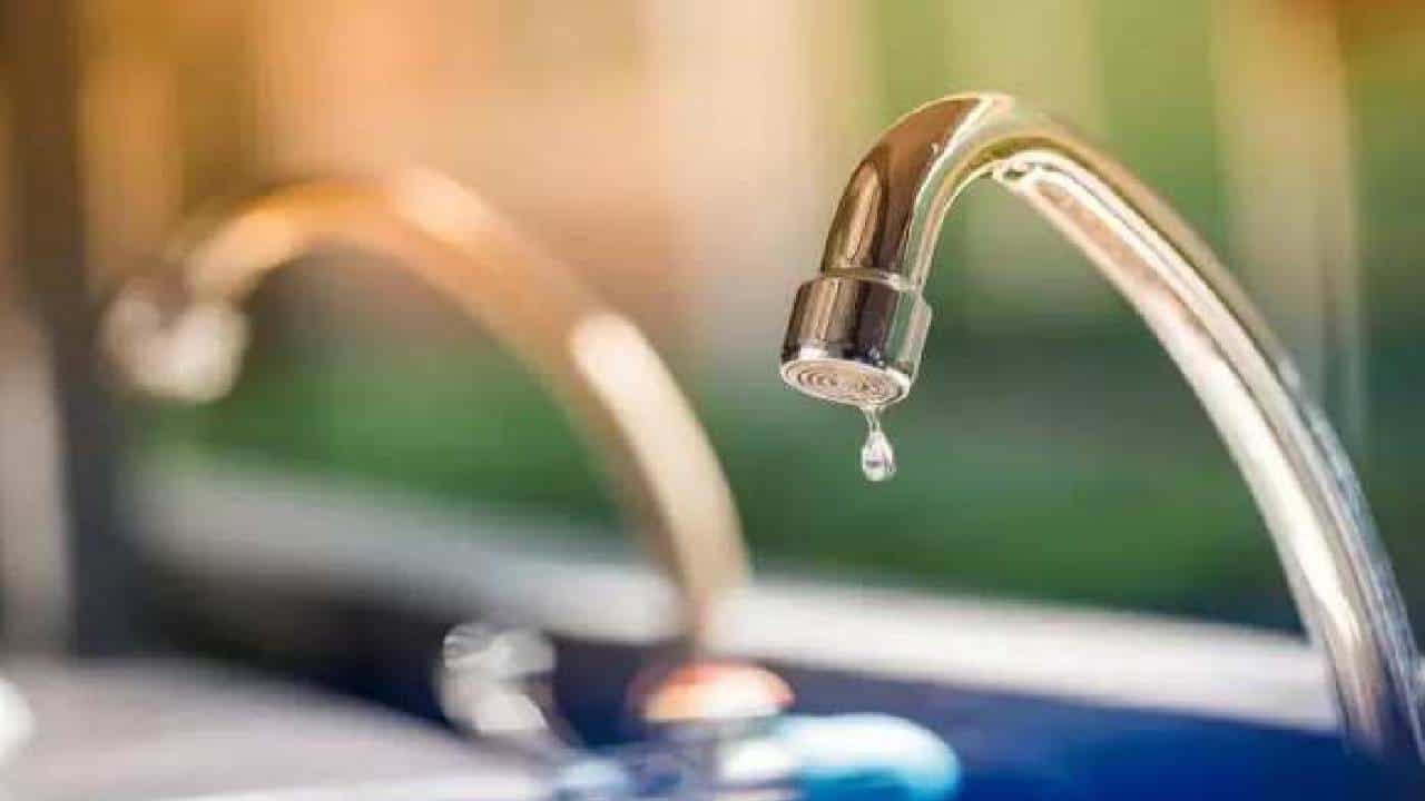 Vastu tips : या पाच गोष्टी केल्याने दुर होतो वास्तूदोष, एक रूपयाही खर्च करण्याची गरज नाही!