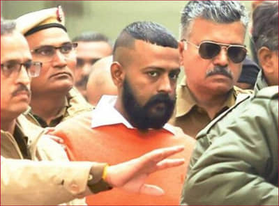 मनी लॉडरींग केसचा आरोपी चंद्रशेखरची तुरूंगातून चॅरीटी, कैद्यांची हालाखी पाहून दानधर्माची तयारी