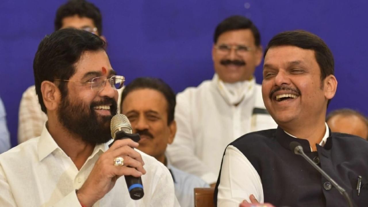 महाराष्ट्रात पुन्हा राजकीय भूंकप होणार? या आमदारानं केला मोठा दावा अन् उडाली खळबळ