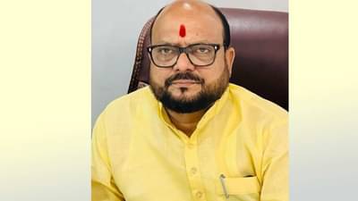 जे पोलीस आधी पकडायचे ते आता संरक्षण करायला माझ्या मागे असतात; शिवसेनेच्या मंत्र्याचं वक्तव्य