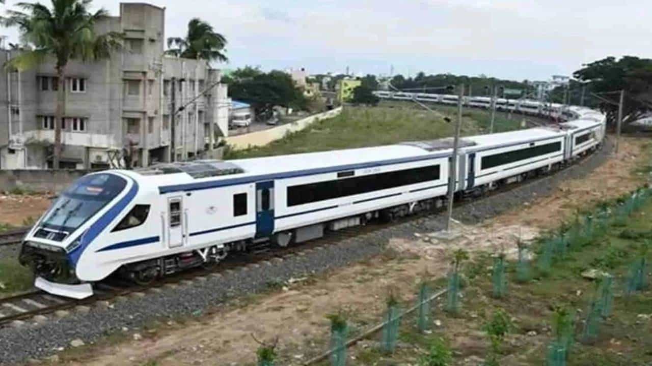 मुंबई-शिर्डी, मुंबई- सोलापूर वंदे भारत सुसाट