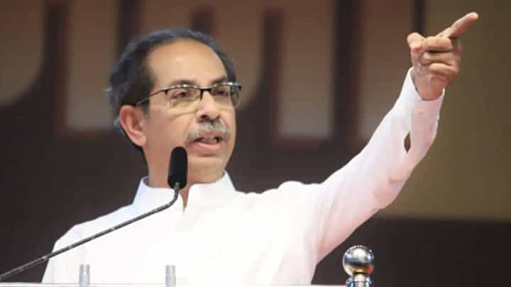 मिंध्याच्या नेतृत्वाखाली निवडणुका लढणार का?, उद्धव ठाकरे यांचा भाजपवर घणाघात मिंध्याच्या नेतृत्वाखाली निवडणुका लढणार का?, उद्धव ठाकरे यांचा भाजपवर घणाघात