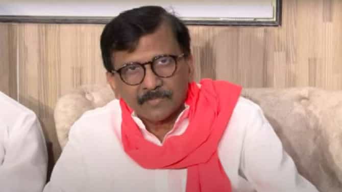 उद्धव ठाकरे यांच्या सभेने त्यांची हातभर फाटलीय; संजय राऊत यांचा जोरदार हल्ला