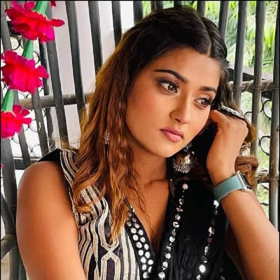 प्रसिद्ध अभिनेत्रीने स्वतःला संपवलं, निधनाआधी खोलीत १७ मिनिटं असणारा मिस्ट्री मॅन कोण? मोठा खुलासा