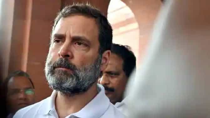 भाजप सरकार मुर्दाबादच्या घोषणा देत राष्ट्रीय महामार्ग अडविला; भाजप विरोधात काँग्रेस आक्रमक