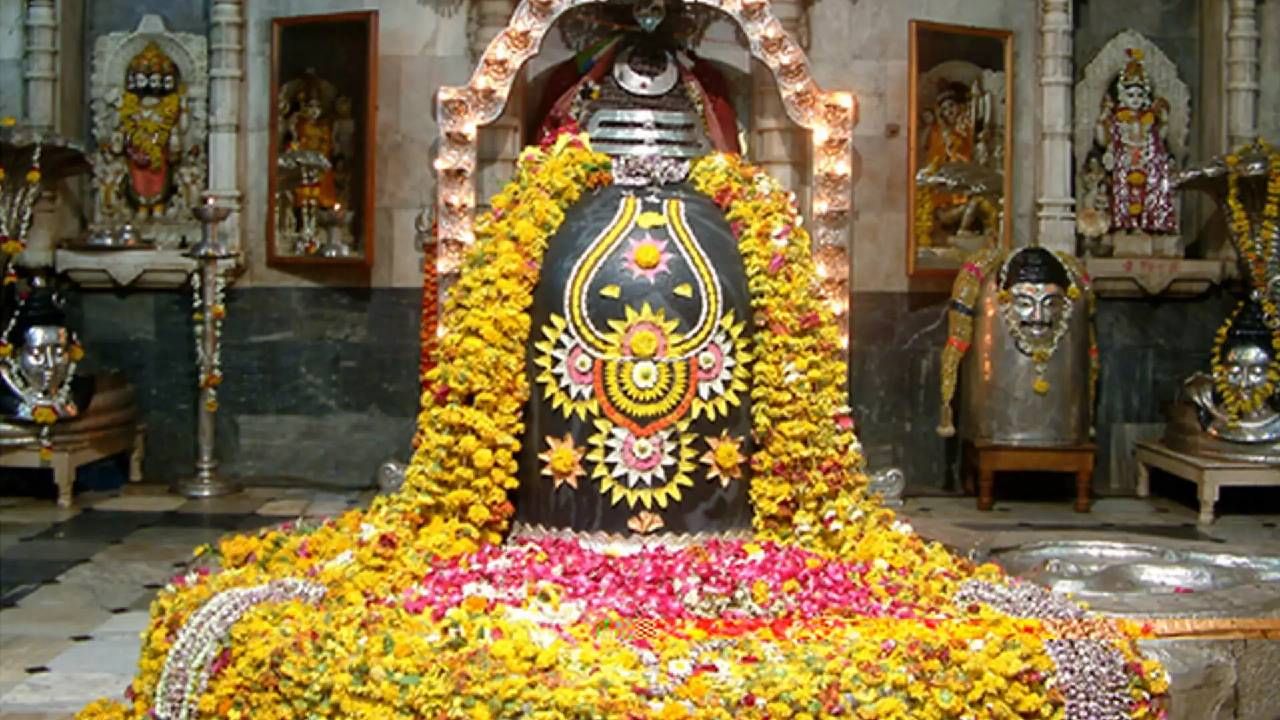 Somwar Upay : सोमवारच्या दिवशी केलेले हे विशेष उपाय देतात शुभ फळं, महादेवाच्या कृपेने होतात सर्व इच्छा पुर्ण