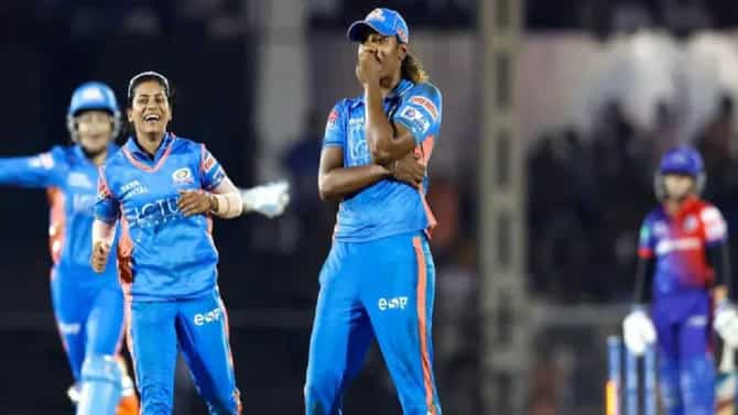 WPL 2023 Purple Cap Winner : धावांची कसर विकेटने भरुन काढली, फायनलमध्ये घातला धुमाकूळ, बनली बॉलिंग क्वीन