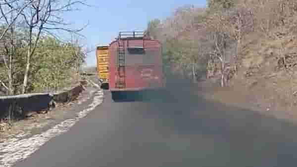 नादुरुस्त एसटी महामंडळाच्या बस रस्त्यावर; प्रवाशांच्या जीवाशी खेळ?