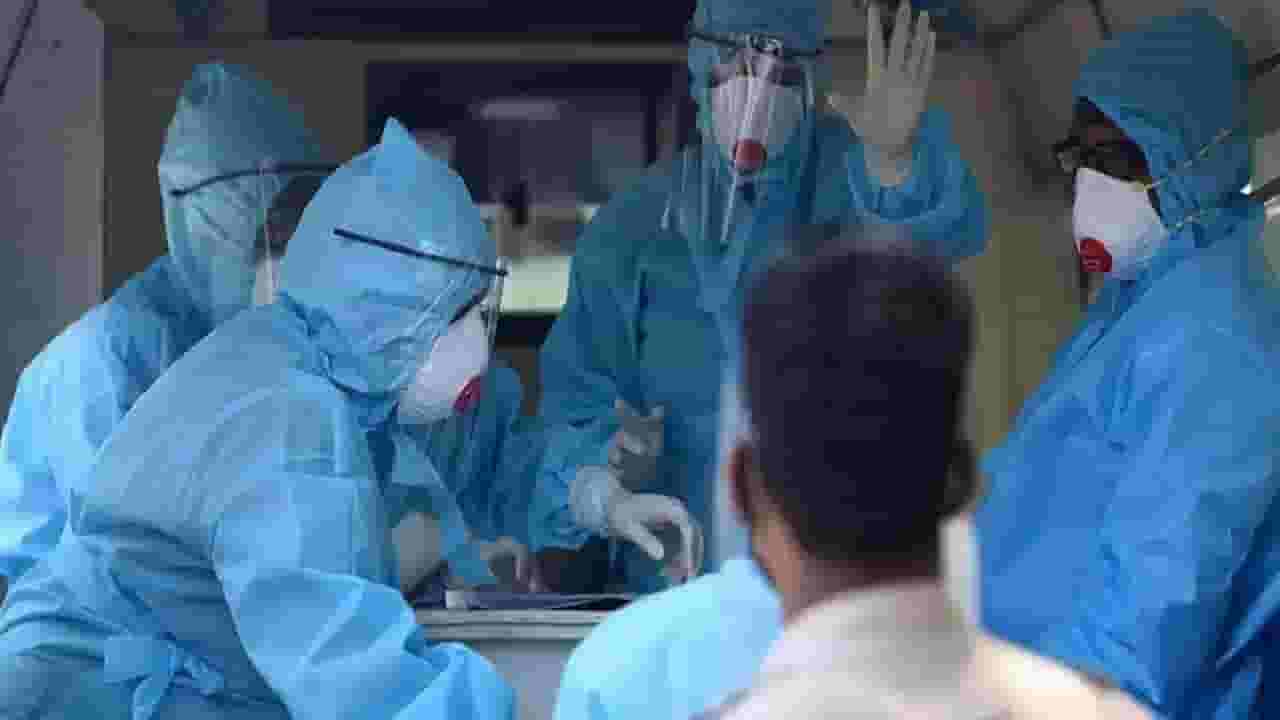 Superfast News | चिंताजनक; राज्यातील 2117 रुग्णांपैकी 527 रुग्ण एकट्या पुण्यात