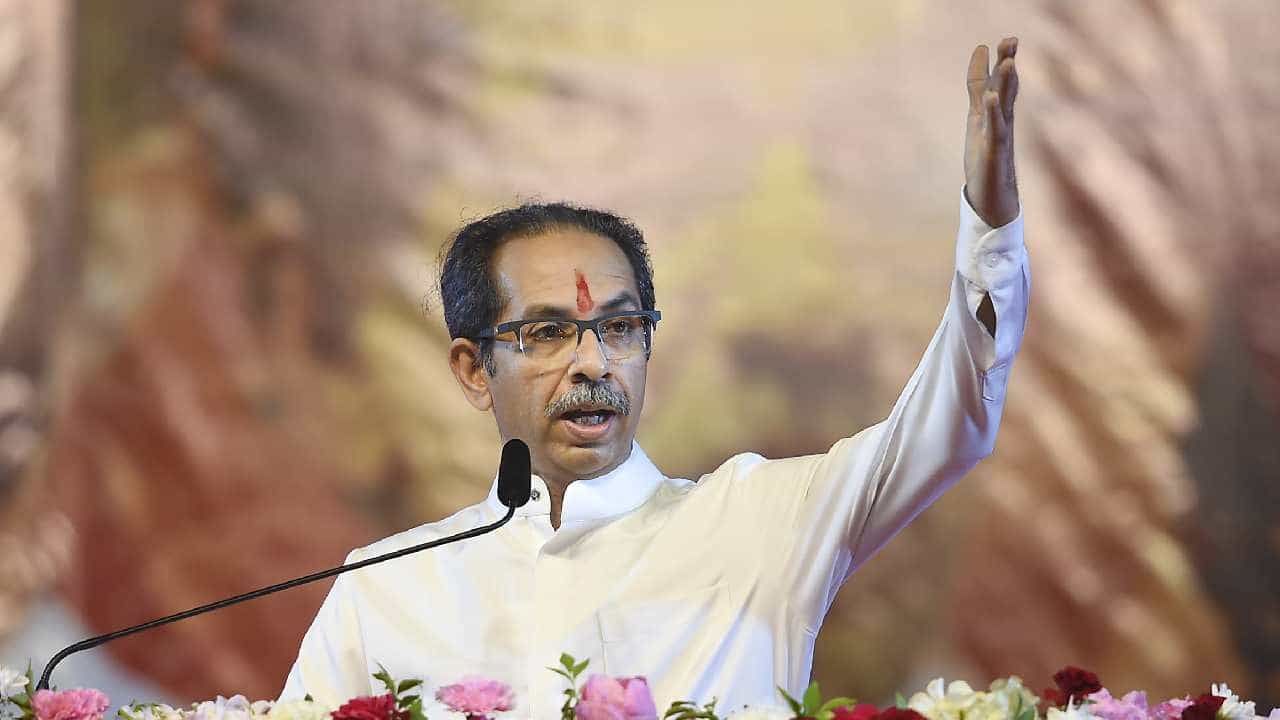 उद्धव ठाकरे हे एकटे सभा घेऊच शकत नाहीत; शिंदेच्या मंत्र्याची खरमरीत टीका