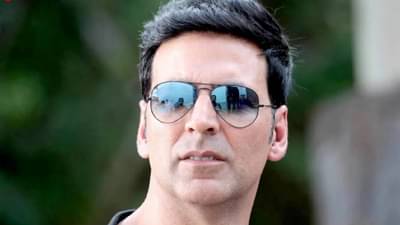 Akshay Kumar | चित्रपटाचे शूटिंग सोडून चक्क व्हॉलीबॉल मॅच खेळताना दिसला बाॅलिवूडचा खिलाडी कुमार, उत्तराखंडमध्ये अक्षय थेट