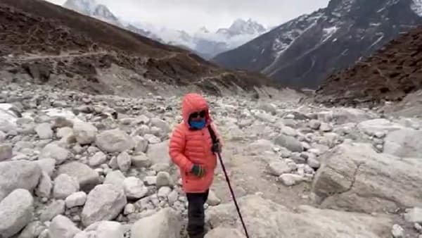 या चिमुकलीने सर केला माऊंट एव्हरेस्ट बेस कॅम्प; आता पुढचं मिशन काय?