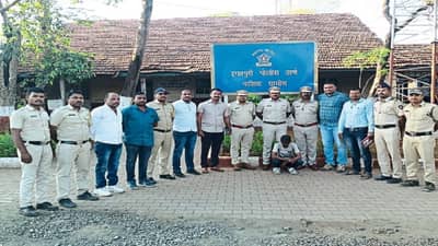 रेल्वे स्थानकावर ते लक्ष ठेवून राहतात, ती व्यक्ती दिसली की पाठलाग करतात; आणि हप्ता घेण्यासाठी...