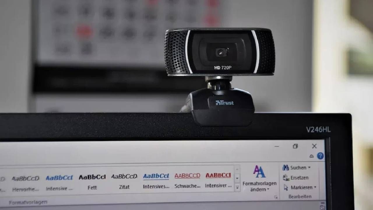 Webcam ने व्हिडीओ कॉल करण्यात येत आहे अडचण ? अशी सोडवा तुमची समस्या