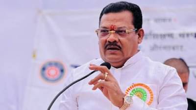 तर तुम्हाला कपडे काढून फिरायला लावीन, संजय शिरसाट यांचा उद्धव ठाकरे यांना इशारा