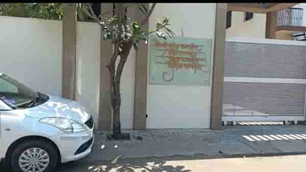 देवेंद्र फडणवीस यांच्या घराबाहेर बॉम्ब..., फोन खणाणला, नागपूर पोलिस हादरले, काय घडलं?