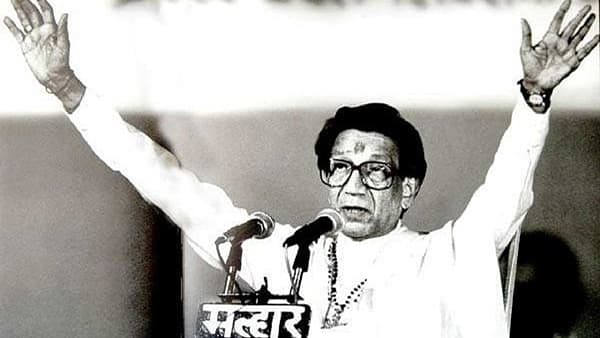 पंढरपूरच्या मैदानात बाळासाहेब ठाकरे यांच्या सभेलाही गर्दी झाली नव्हती; शिवसेनेच्या मंत्र्याचं वक्तव्य
