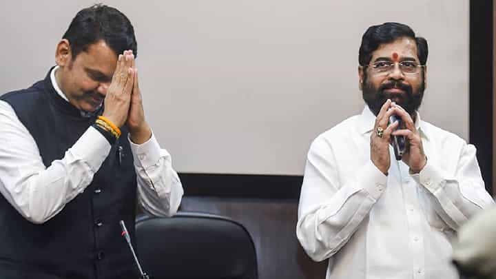 राज्यात राष्ट्रपती राजवटीवरून राष्ट्रवादीच्या बड्या नेत्याचे सूचक वक्तव्य! राज्यात राष्ट्रपती राजवटीवरून राष्ट्रवादीच्या बड्या नेत्याचे सूचक वक्तव्य!