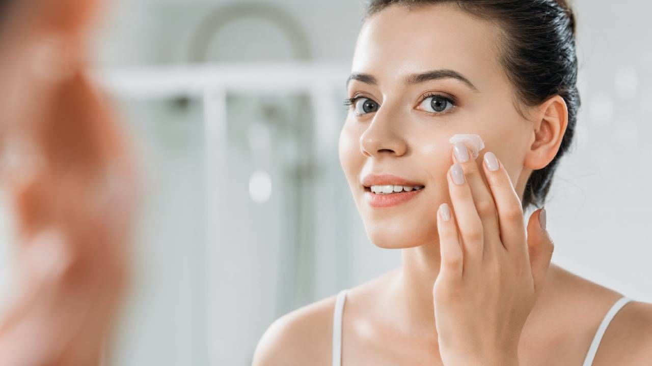 उन्हाळ्यात त्वचेची काळजी कशी घेणार? Marathi News Skin care routine