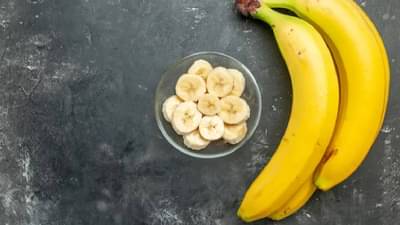 केळं खायला आवडतं पण रात्री खावं की नाही ? असा प्रश्न पडला असेल तर आधी हे वाचा...