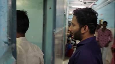 5 लाखांचं जाळं आखलं, त्याला पैसे घ्यायला बोलावलं आणि तिथेच हेरलं, धाराशिवमध्ये मोठी कारवाई