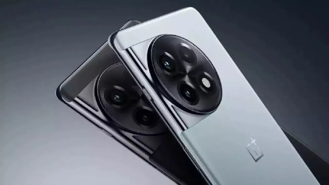 The mobile phone has a 6.7-inch AMOLED display, which supports 120hz refresh rate.  It also packs a 5000 mAh battery with 100 W fast charging support.  This smartphone is powered by Qualcomm's updated version Snapdragon 8 generation 2 chipset to perform well.  The mobile phone comes with Corning Gorilla Glass Victus for screen protection.  (Photo-Oneplus)