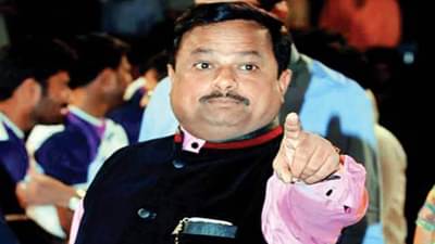 लाचारांचा नव्हे इथे विचारांचा मान, भगवे आमचे रक्त, प्राण आमचे श्रीराम, उद्धव ठाकरेंना कुणी ठणकावून सांगितलं?