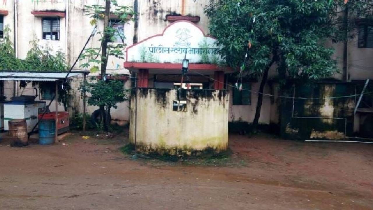 महाराष्ट्र दिनाच्या पूर्वसंध्येला पोलिसांनी दिली मोठी बातमी; पोलिसांवरील हल्ल्यांनतर 3 नक्षलवाद्यांना घातले कंठस्नान महाराष्ट्र दिनाच्या पूर्वसंध्येला पोलिसांनी दिली मोठी बातमी; पोलिसांवरील हल्ल्यांनतर 3 नक्षलवाद्यांना घातले कंठस्नान