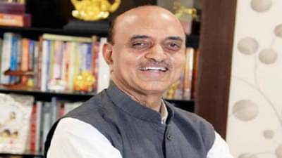 अजित पवारांचा सबुरीचा सल्ला; भाजप मात्र ठाम, विजय आमचाच होणार कराड यांचा विश्वास