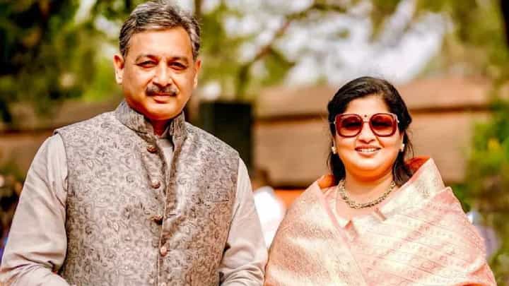 छत्रपतींना शिकवण्याचं धाडस करू नका; संयोगिताराजे यांचा नाशिकच्या काळाराम मंदिरातील महंतांना इशारा छत्रपतींना शिकवण्याचं धाडस करू नका; संयोगिताराजे यांचा नाशिकच्या काळाराम मंदिरातील महंतांना इशारा