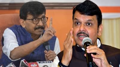 तुमच्या घरातील प्रकरण स्टंट नाही का?; संजय राऊत यांचा थेट फडणवीस यांना सवाल