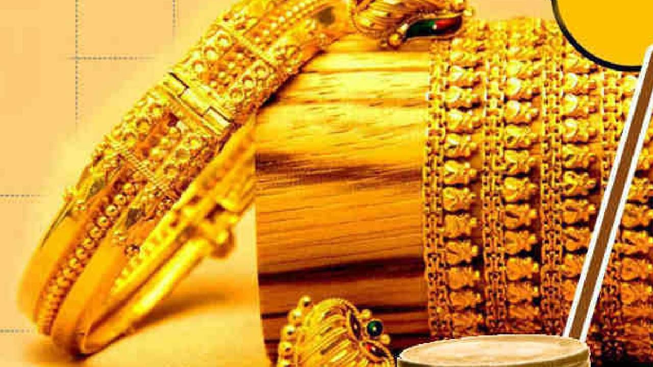 Gold Pakistan : आपल्याकडे सोन्याने सर्व रेकॉर्ड तोडले, पाकिस्तानमध्ये महागाईचा आगडोंब, एक तोळा सोन्याचा भाव आहे तरी किती?