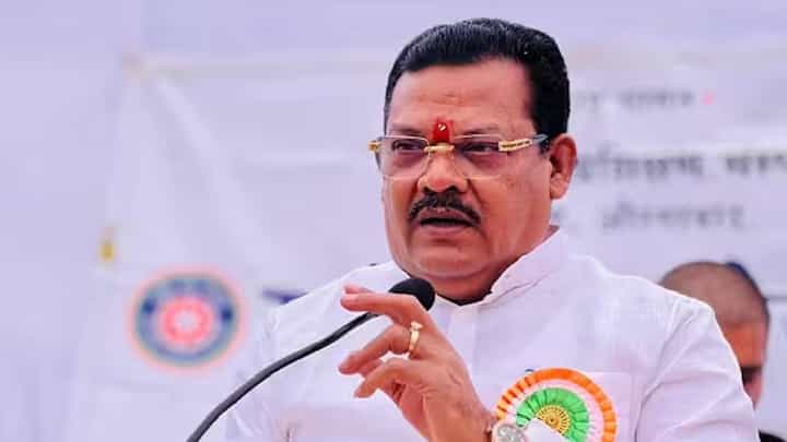 सहानुभूती कोणाला बेनिफिट अजितदादांना; शिरसाट यांचा राष्ट्रवादीवर हल्ला सहानुभूती कोणाला बेनिफिट अजितदादांना; शिरसाट यांचा राष्ट्रवादीवर हल्ला