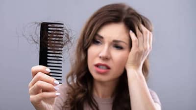 केस गळती कशी थांबवावी? केस मजबूत कसे करावेत? घरगुती उपाय