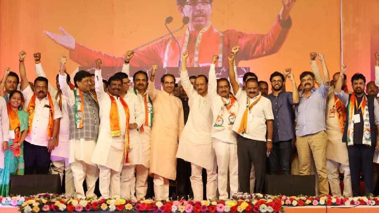 महाराष्ट्राच्या राजकारणात 15 दिवसांत भूकंप? पाहा Tv9 मराठीचा स्पेशल रिपोर्ट