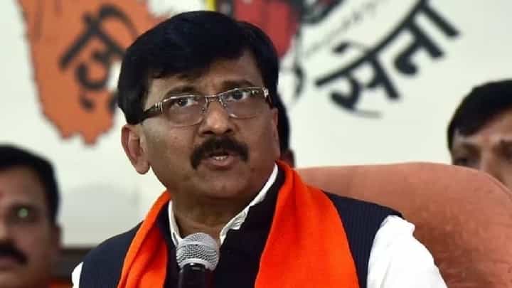 संजय राऊत यांची बोलण्याची पातळी घसरतेय; भाजपच्या वरिष्ठ नेत्याचं वक्तव्य संजय राऊत यांची बोलण्याची पातळी घसरतेय; भाजपच्या वरिष्ठ नेत्याचं वक्तव्य