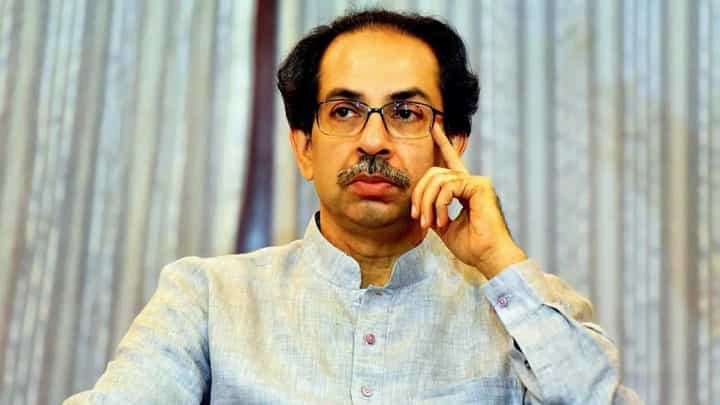 'घरात बसून काम न केलेला एकमेव नेता', भाजप नेत्याचा उद्धव ठाकरे यांच्यावर थेट निशाणा 'घरात बसून काम न केलेला एकमेव नेता', भाजप नेत्याचा उद्धव ठाकरे यांच्यावर थेट निशाणा