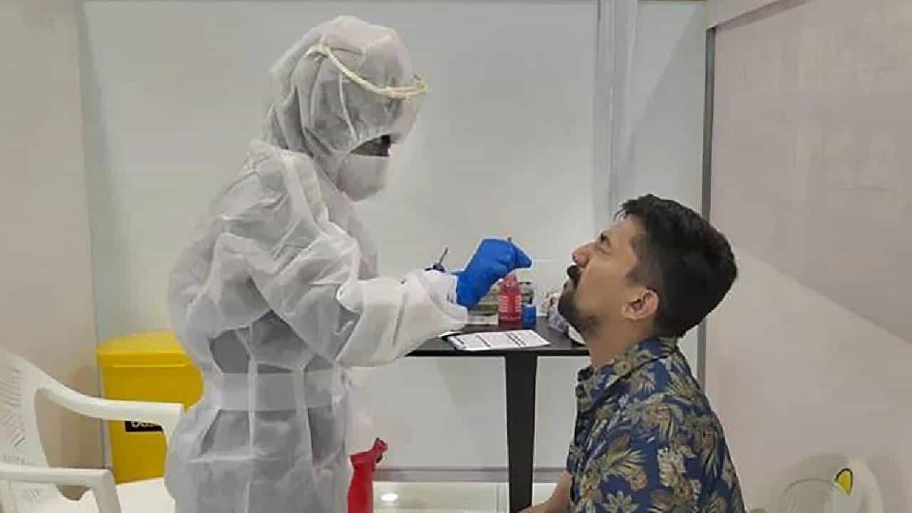 महाराष्ट्रातील या 6 जिल्ह्यात कोरोनाचा कहर; आरोग्य विभाग अलर्ट मोडवर...