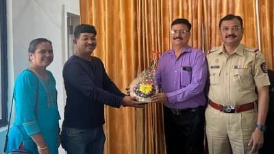 तिकीटाच्या नादात चुना लावला, पैशासाठी महिनाभर प्रयत्न केले; नंतर सायबर पोलिसांनी आणले वठणीवर, पाहा कसे?