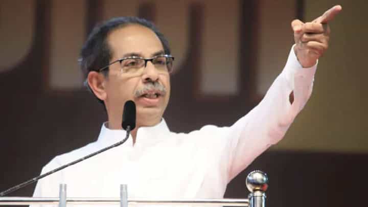बाप दाखवा नाहीतर श्राद्ध करा!; भाजप खासदाराचा उद्धव ठाकरे यांना इशारा बाप दाखवा नाहीतर श्राद्ध करा!; भाजप खासदाराचा उद्धव ठाकरे यांना इशारा
