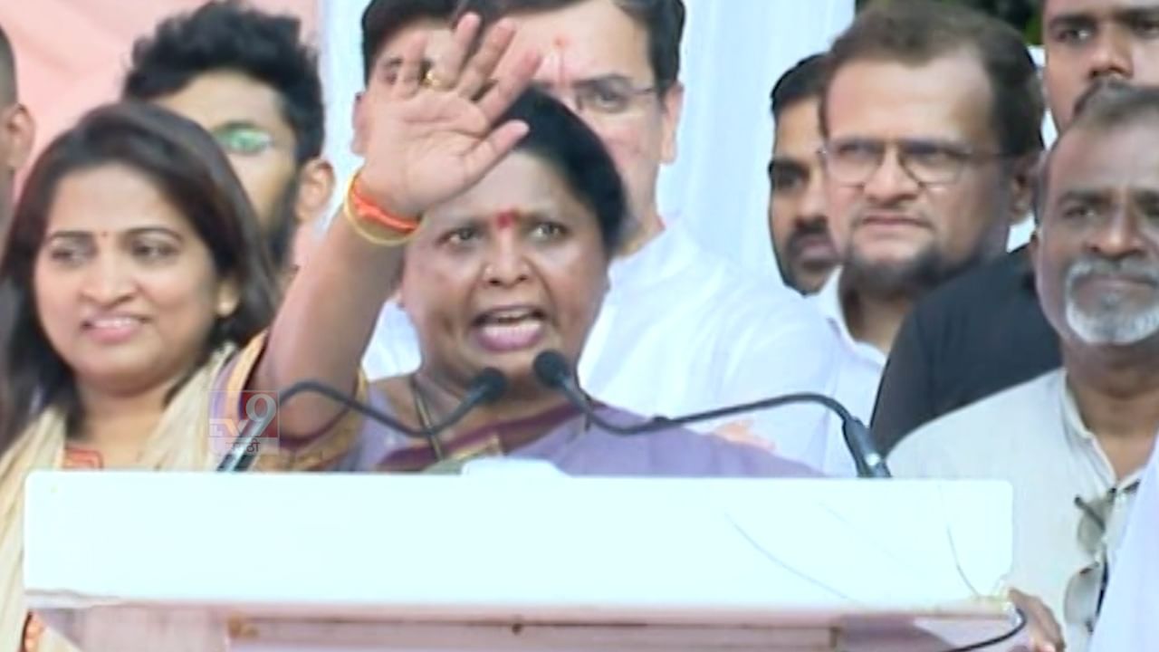 BREAKING | 'उद्धव ठाकरे यांचा मेसेज गेल्यानंतर पोलीस आयुक्त गायब झाले', सुषमा अंधारे यांचा सर्वात मोठा दावा BREAKING | 'उद्धव ठाकरे यांचा मेसेज गेल्यानंतर पोलीस आयुक्त गायब झाले', सुषमा अंधारे यांचा सर्वात मोठा दावा